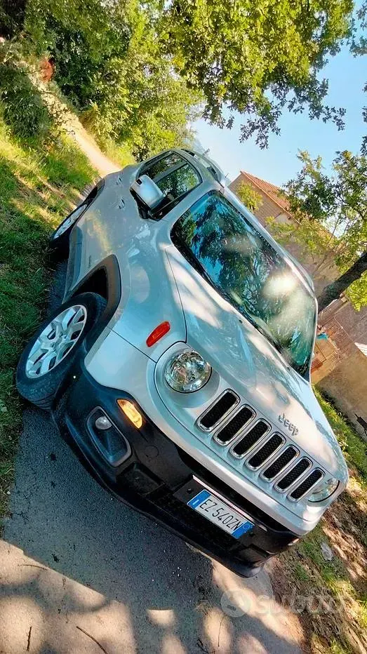 Usata Jeep Renegade 120 CV (88 kW) 2015 Grigio SUV