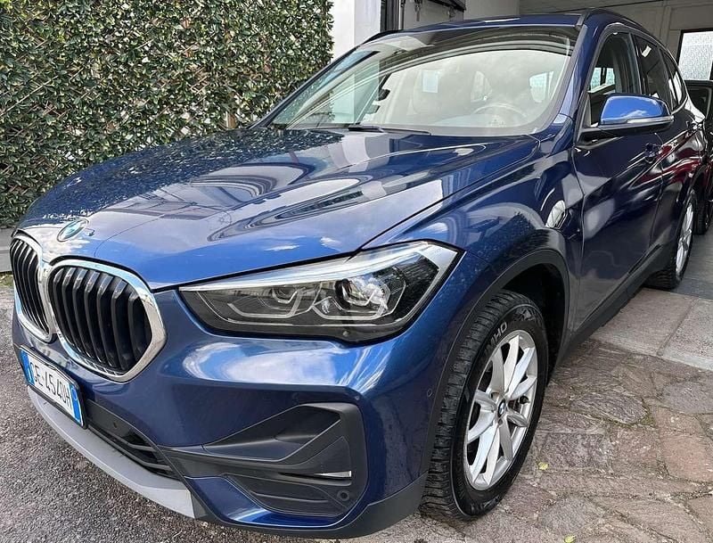 Usata BMW X1 150 CV (110 kW) 2021 Blu/azzurro SUV