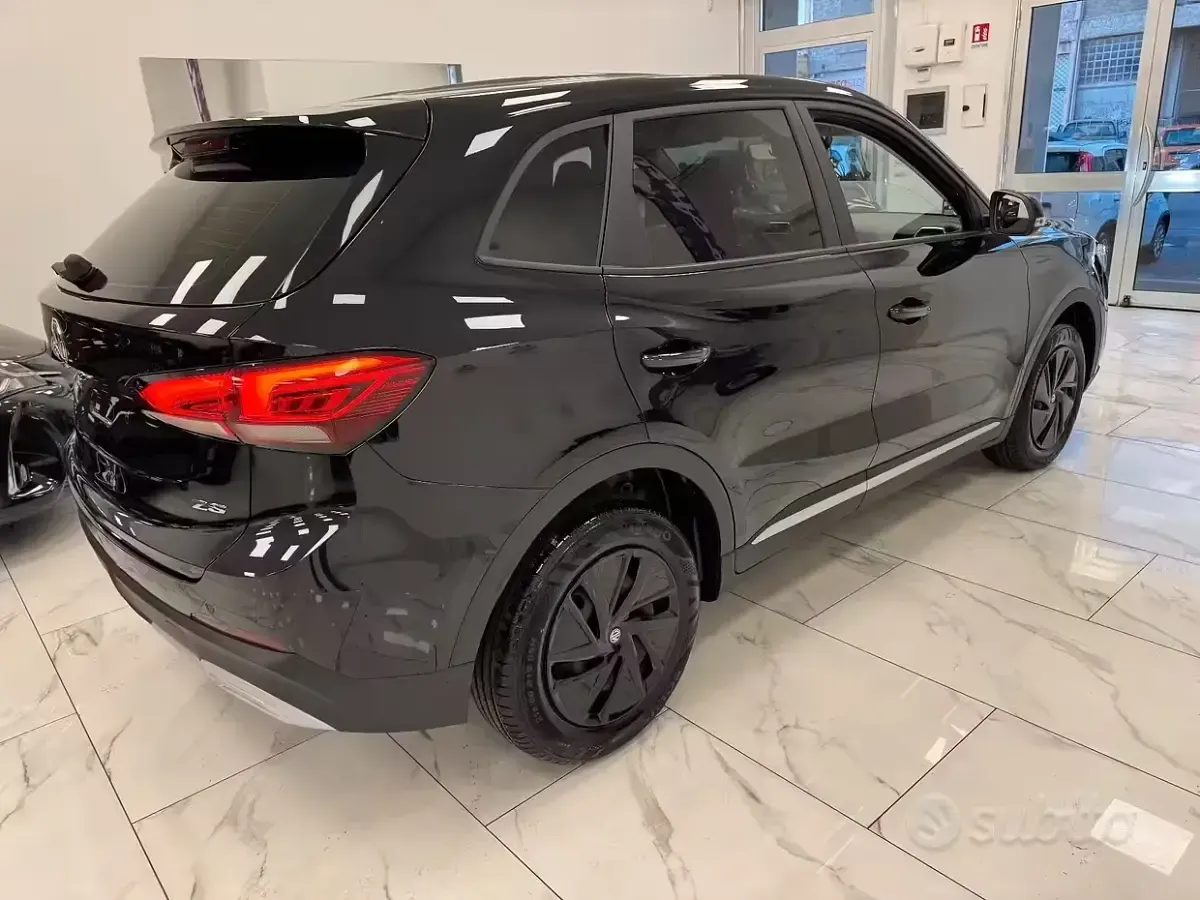 Nuova MG ZS 115 CV (84 kW) 2025 Nero SUV