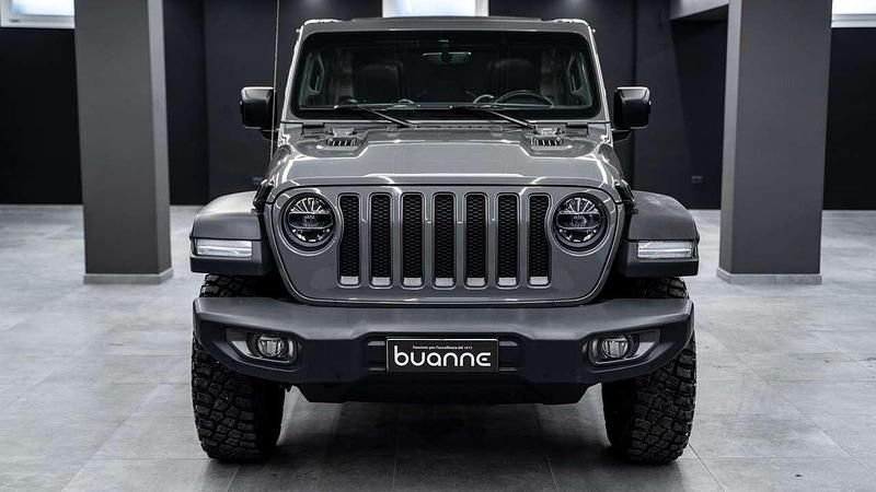 Usata Jeep Wrangler Unlimited Rubicon 200 CV (147 kW) 2019 Grigio gesso perlato SUV