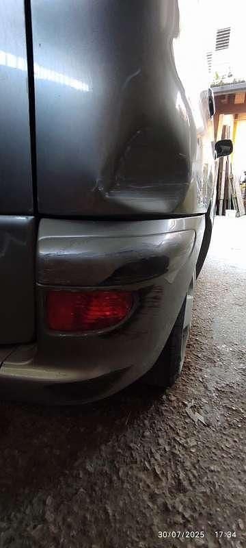 Usata Toyota Yaris Verso Sol 86 CV (63 kW) 2003 Argento Monovolume