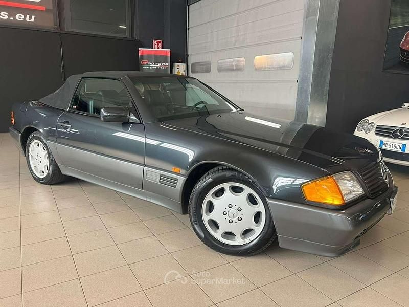 Usata Mercedes SL300 231 CV (169 kW) 1993 Nero Cabrio