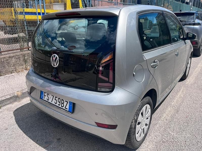 Usata VW up! 68 CV (50 kW) 2018 Utilitaria