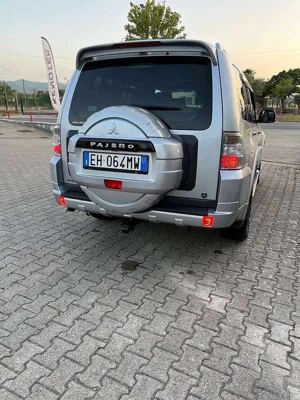 Usata Mitsubishi Pajero Instyle 200 CV (147 kW) 2011 SUV