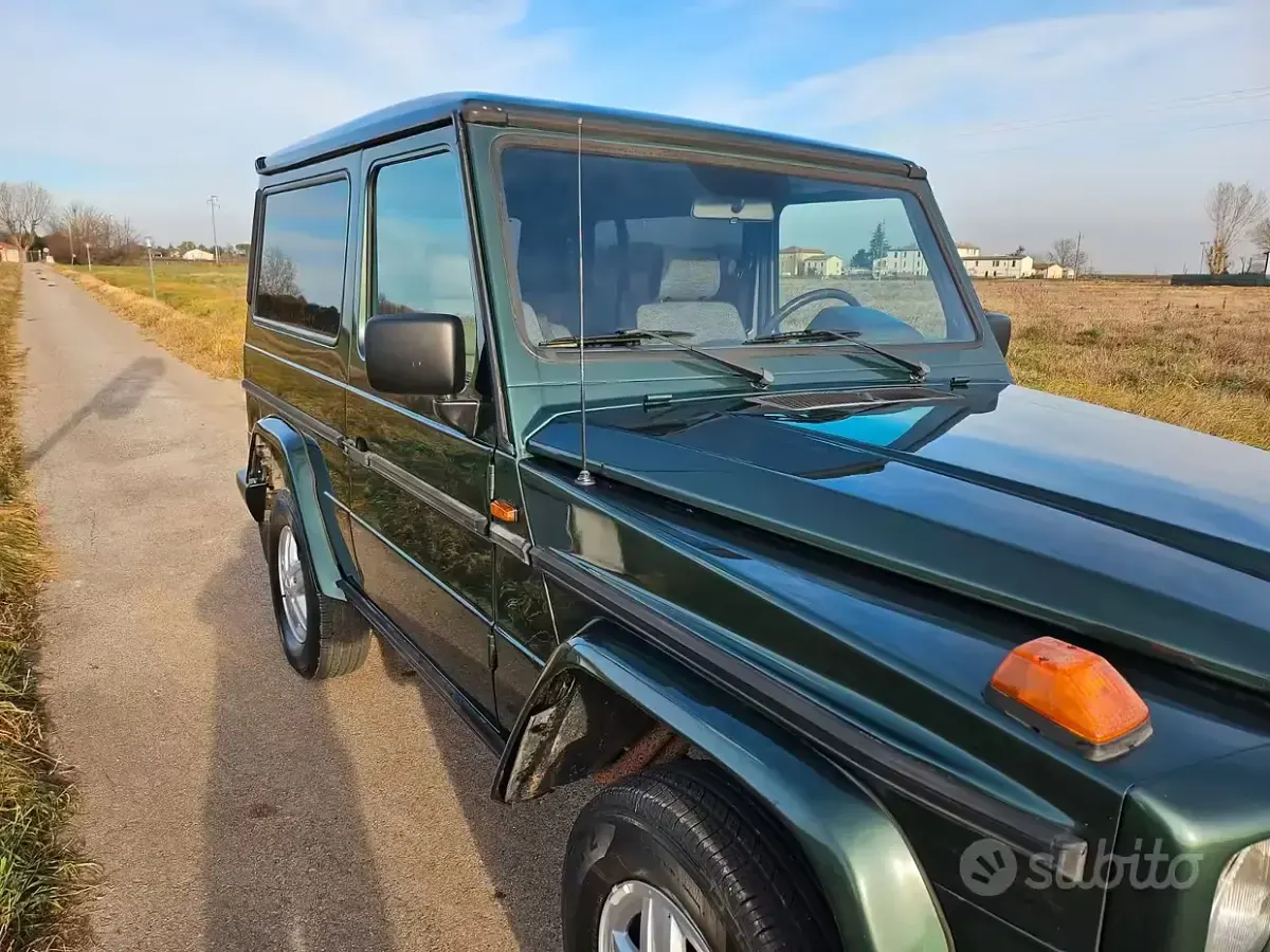 Usata Mercedes G300 88 CV (64 kW) 1991 SUV