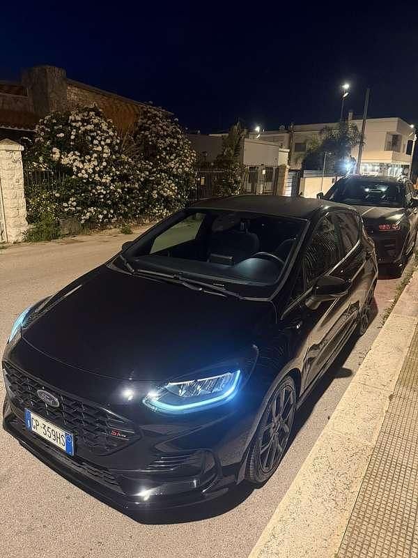 Usata Ford Fiesta ST-Line X 125 CV (91 kW) 2023 Nero Utilitaria