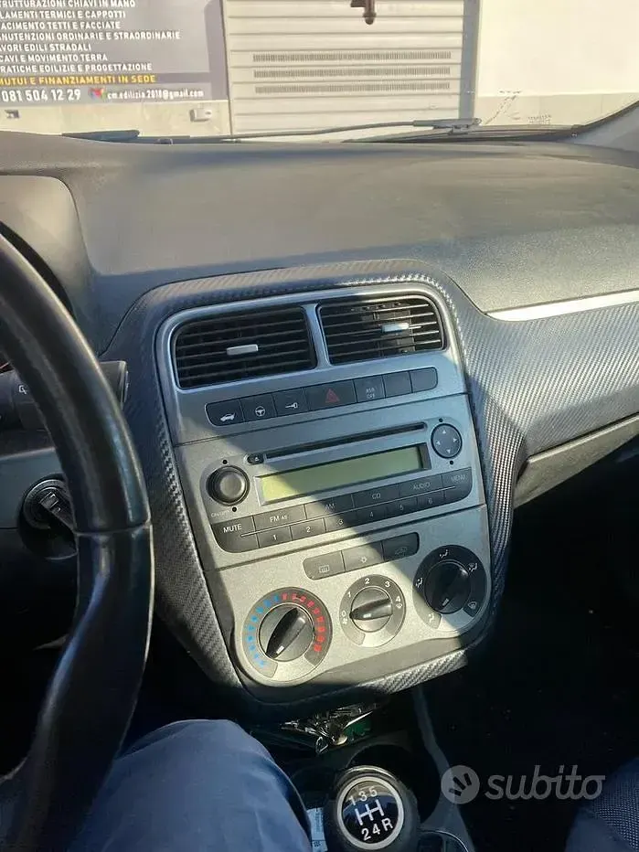 Usata Fiat Grande Punto 75 CV (55 kW) 2009 Grigio Utilitaria