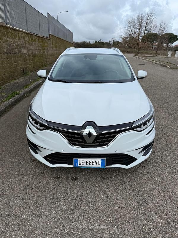 Usata Renault Mégane GrandTour 116 CV (85 kW) 2021 Bianco Station wagon