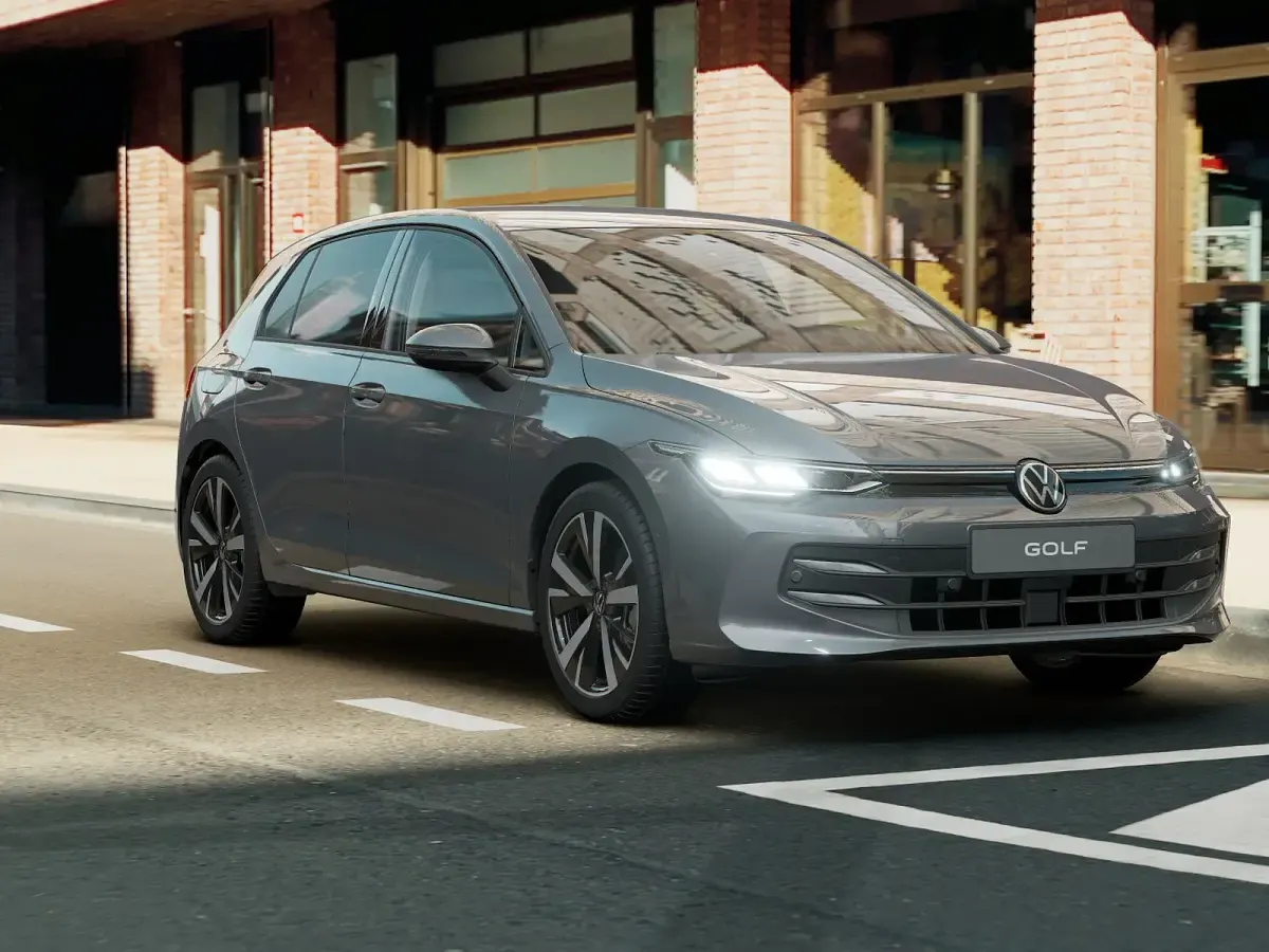 Nuova VW Golf VIII Edition 150 CV (110 kW) 2026 Moonstone grey Berlina