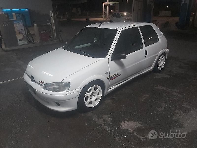 Usata Peugeot 106 1998 Utilitaria
