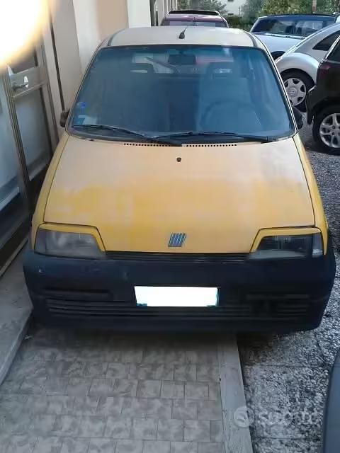 Usata Fiat Cinquecento S 39 CV (28 kW) 1996 Giallo Utilitaria