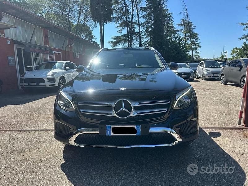 Usata Mercedes GLC250 204 CV (150 kW) 2017 Nero Station wagon