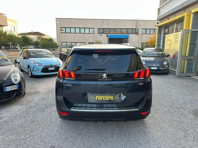 Usata Peugeot 5008 GT-line 120 CV (88 kW) 2018 Blu Monovolume