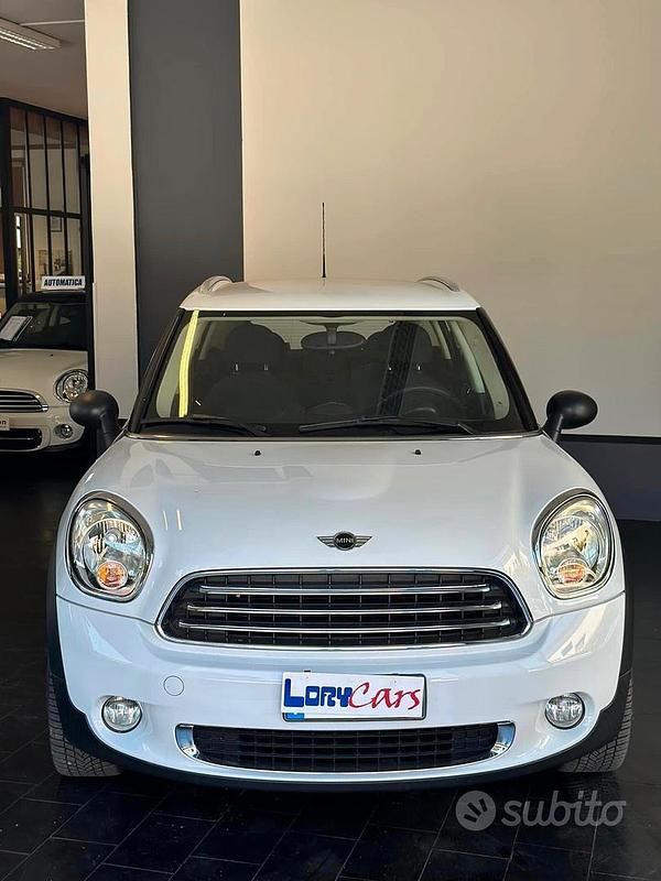 Usata Mini One Countryman 97 CV (71 kW) 2012 Bianco SUV