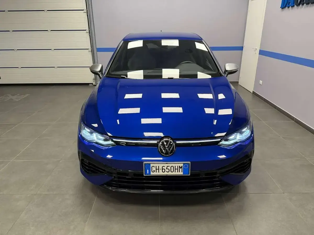 Usata VW Golf VIII R 320 CV (235 kW) 2022 Blu/azzurro Berlina