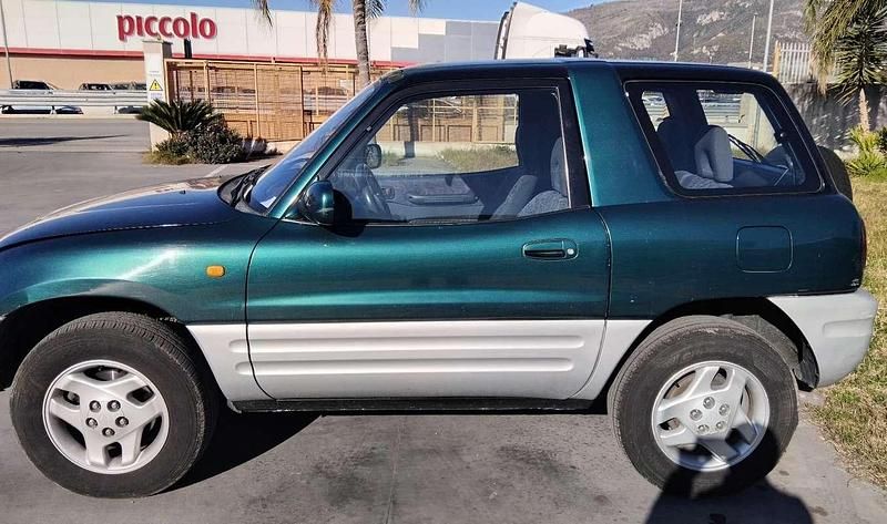 Usata Toyota RAV4 129 CV (94 kW) 1999 SUV