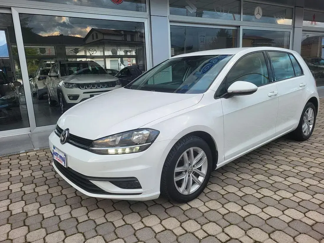Usata VW Golf VII 89 CV (65 kW) 2018 Bianco Berlina