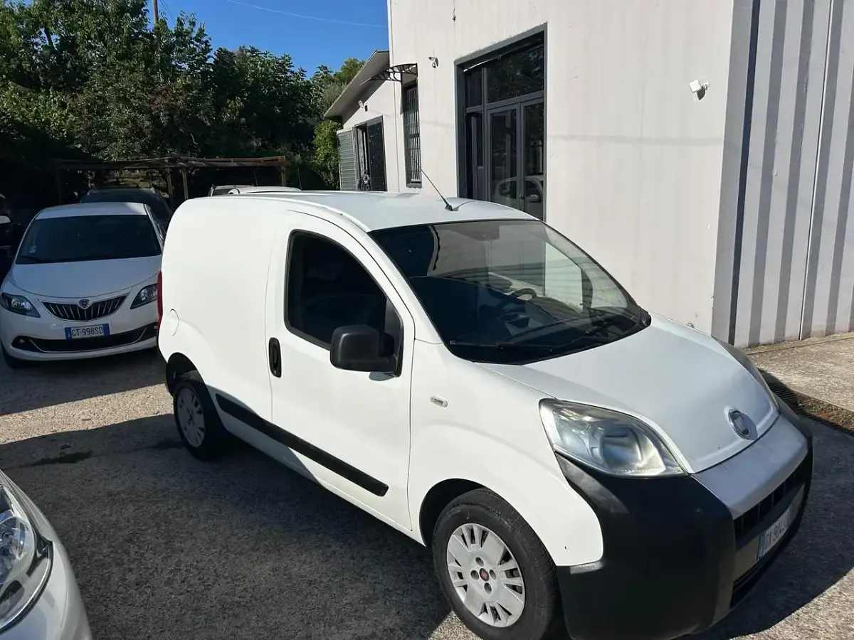 Usata Fiat Fiorino 75 CV (55 kW) 2009 Bianco Monovolume