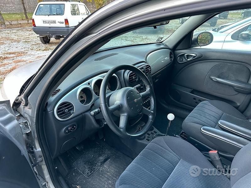 Usata Chrysler PT Cruiser 121 CV (88 kW) 2003 Grigio Berlina