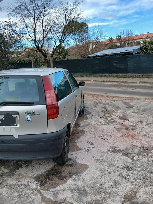 Usata Fiat Punto 80 CV (58 kW) 1999 Berlina