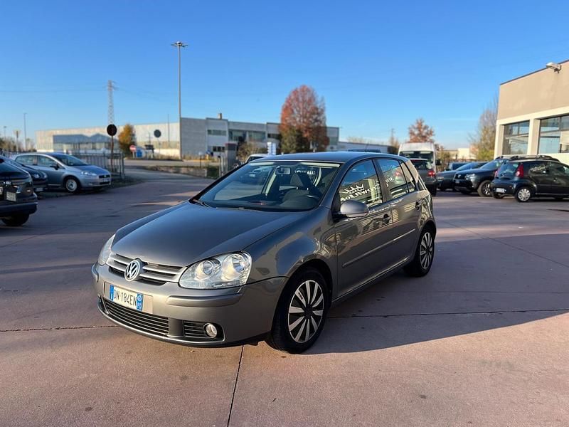 Grigio Usata 2008 VW Golf VI United Tre volumi | 2800 € (Super prezzo) - Immagine 1/4