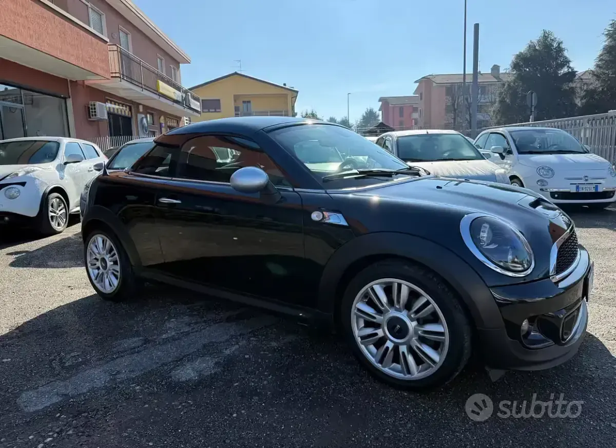 Usata Mini Cooper S Coupé 184 CV (135 kW) 2011 Nero Coupé