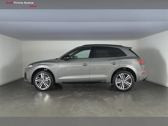 Usata Audi Q5 S-Line 204 CV (150 kW) 2024 Grigio chronos metallizzato SUV