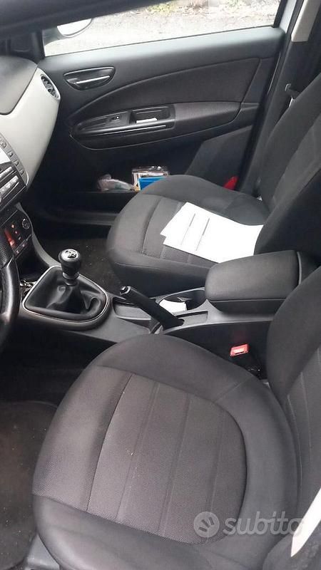 Usata Fiat Bravo Dynamic 120 CV (88 kW) 2014 Grigio Utilitaria