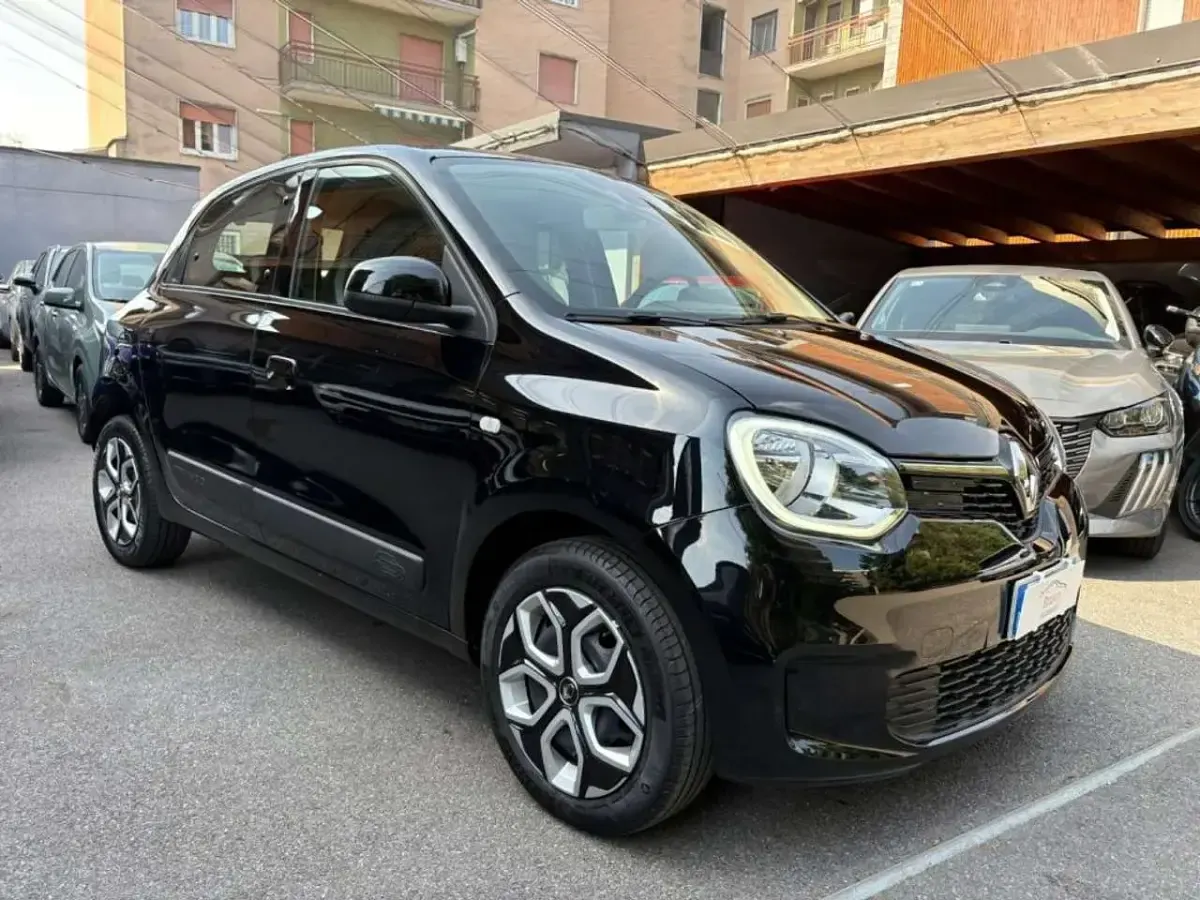 Usata Renault Twingo Equilibre 65 CV (47 kW) 2024 Nero Utilitaria
