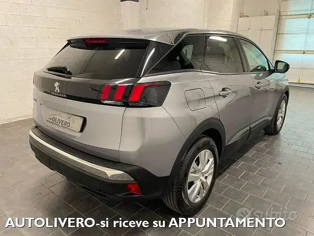 Usata Peugeot 3008 Business-Line 120 CV (88 kW) 2016 Grigio SUV