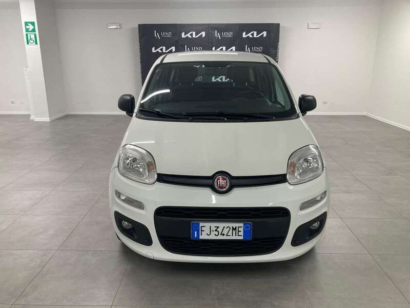 Bianco Usata 2017 Fiat Panda Easy Due volumi | 9900 € (Buon prezzo) - Immagine 1/4