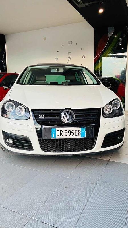 Usata VW Golf VI GT 140 CV (102 kW) 2008 Bianco Utilitaria