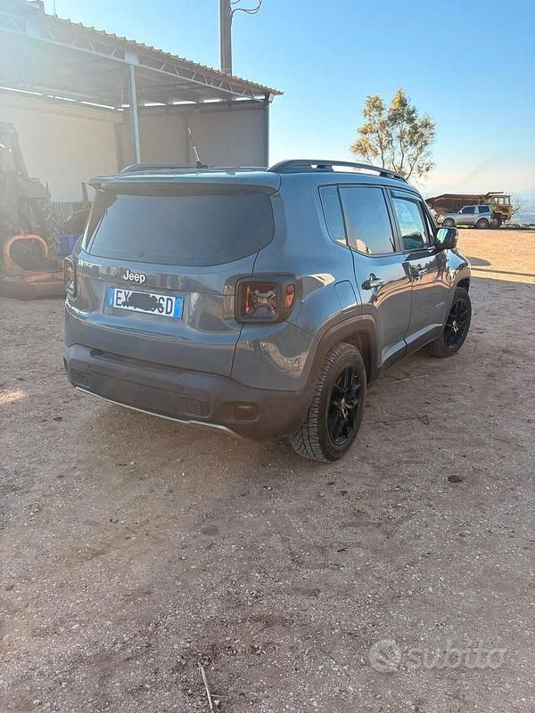 Usata Jeep Renegade 120 CV (88 kW) 2014 Grigio SUV