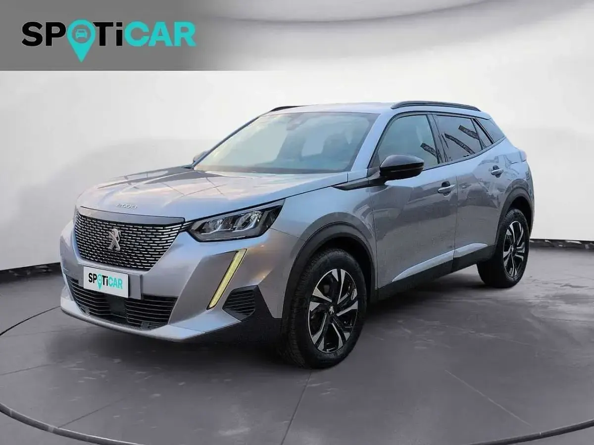 Usata Peugeot 2008 Allure 101 CV (74 kW) 2022 SUV