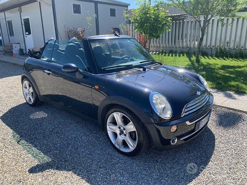 Usata Mini Cooper Cabriolet 116 CV (85 kW) 2007 Nero Cabrio