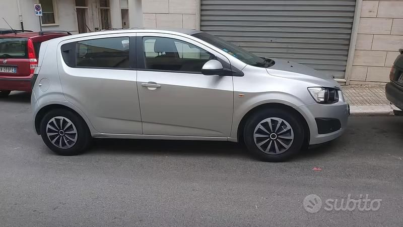Usata Chevrolet Aveo 2012 Berlina