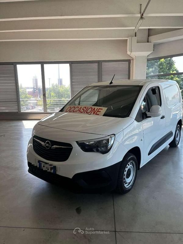 Bianco Usata 2021 Opel Combo Edition Monovolume | 11.800 € (Buon prezzo) - Immagine 1/4