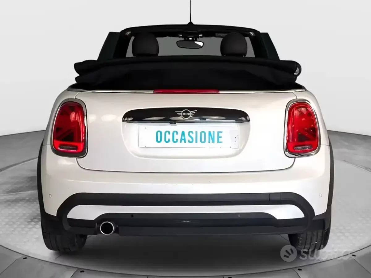 Usata Mini Cooper Cabriolet Essential 136 CV (100 kW) 2023 Bianco Cabrio