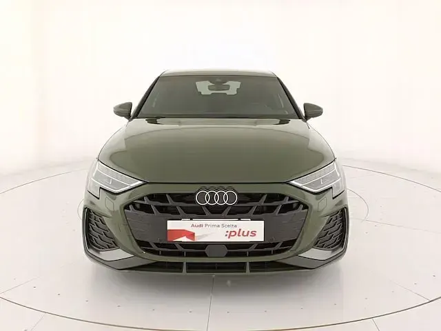 Usata Audi A3 S-Line 150 CV (110 kW) 2025 M4 verde distretto metallizzato Berlina