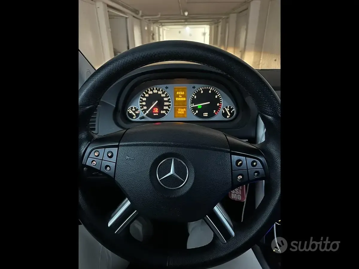 Usata Mercedes B170 116 CV (85 kW) 2007 Grigio Monovolume