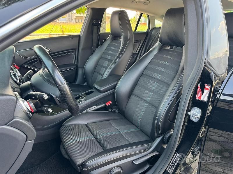 Usata Mercedes CLA200 Premium 136 CV (100 kW) 2018 Station wagon