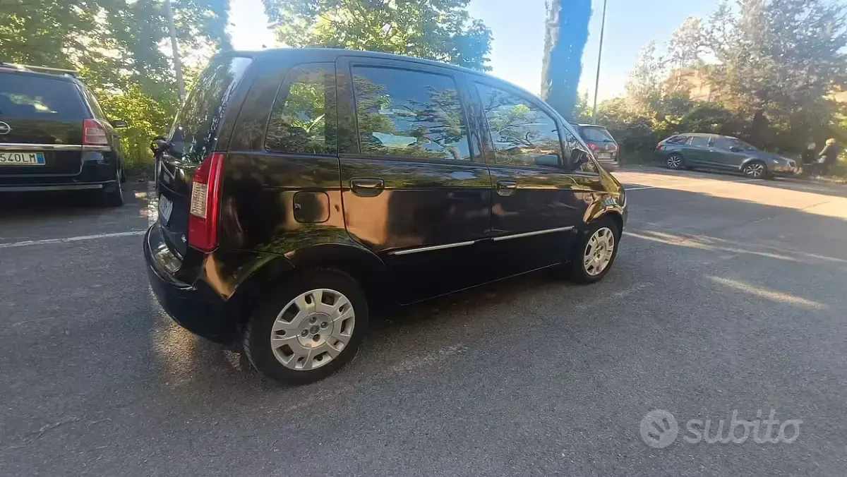 Usata Fiat Idea 95 CV (69 kW) 2008 Nero Monovolume