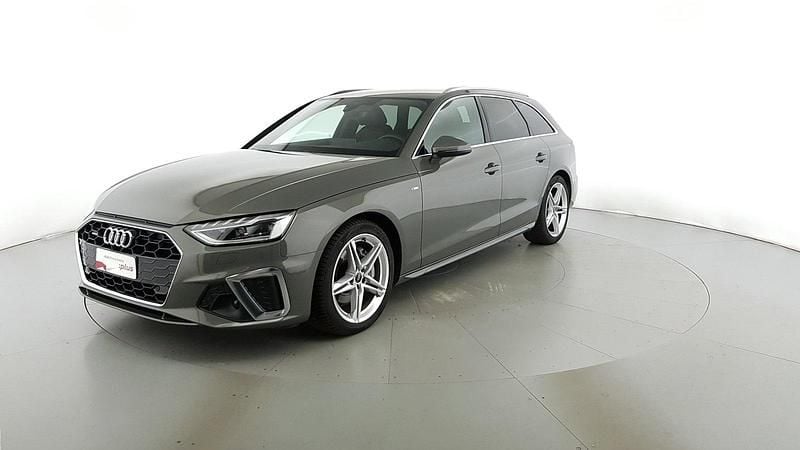 Usata Audi A4 S-Line 204 CV (150 kW) 2024 Grigio chronos metalizzato Station wagon