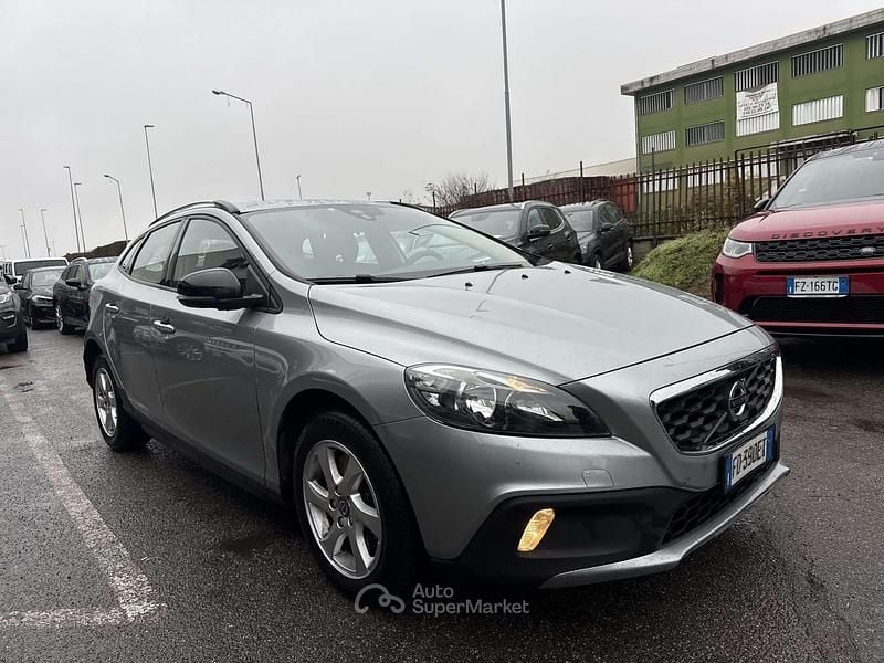 Usata Volvo V40 CC 120 CV (88 kW) 2016 Grigio Station wagon