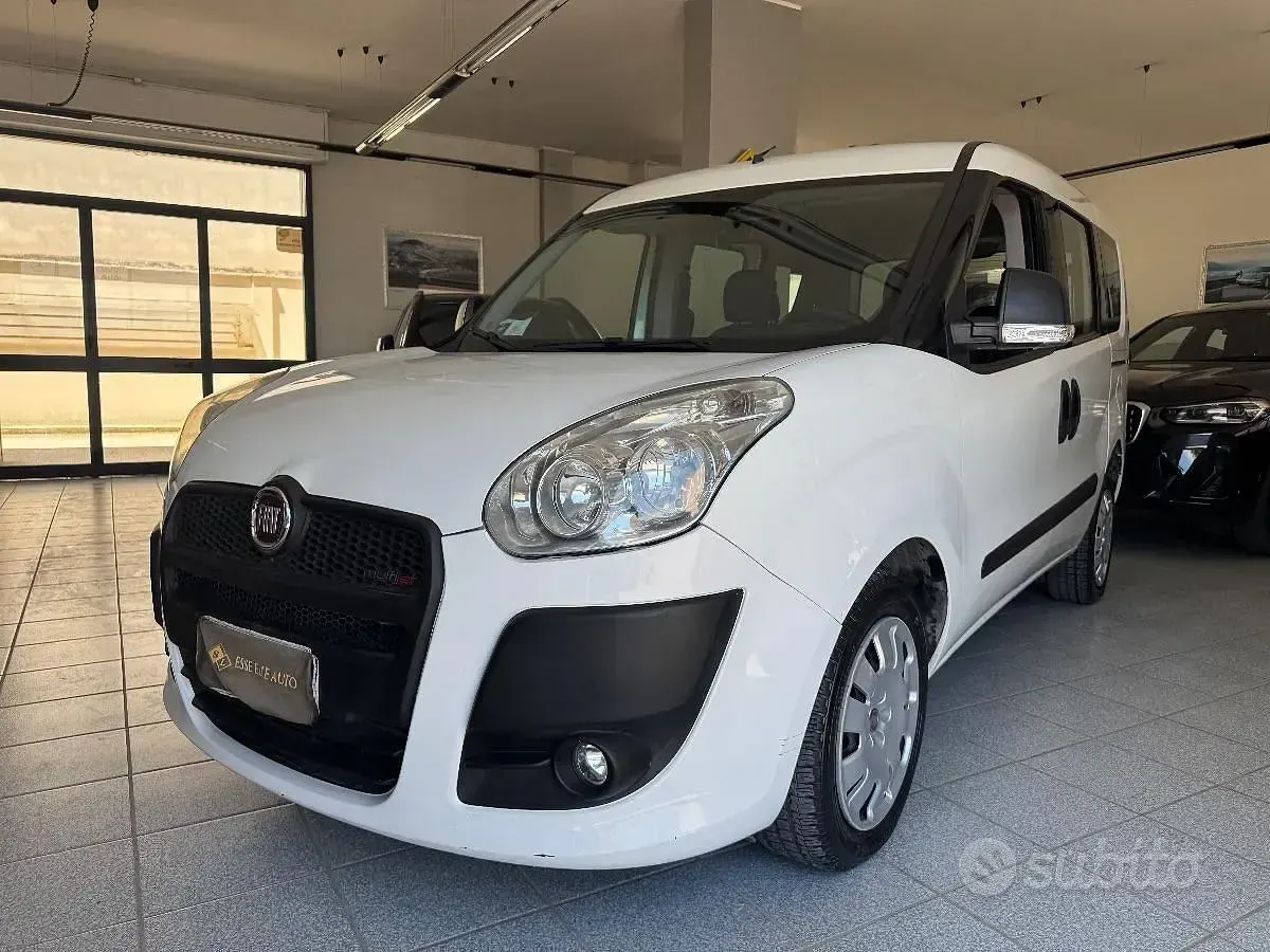 Usata Fiat Doblò Emotion 105 CV (77 kW) 2013 Monovolume