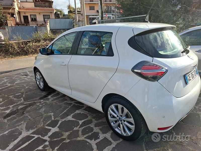 Usata Renault Zoe Business 50 kW (69 CV) 2021 Bianco Utilitaria