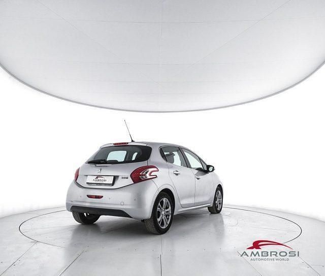 Usata Peugeot 208 68 CV (50 kW) 2014 Grigio Utilitaria