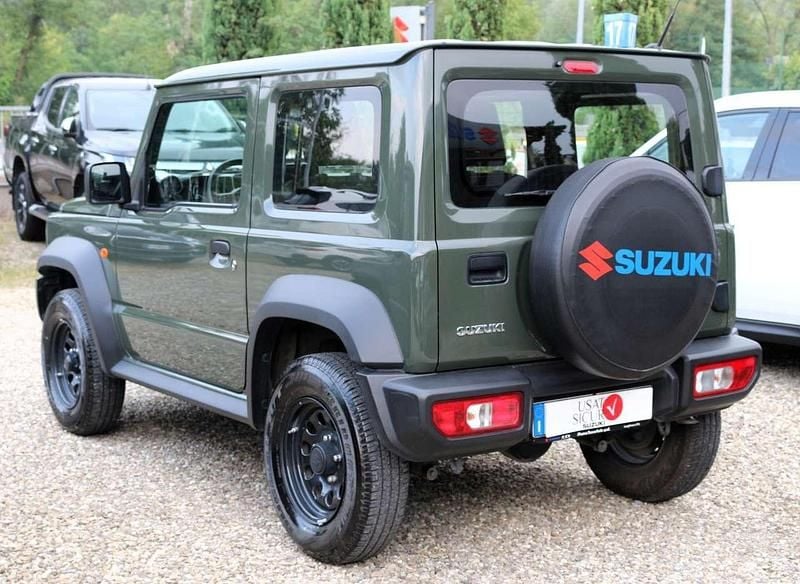 Usata Suzuki Jimny 102 CV (75 kW) 2022 Verde amazzonia SUV