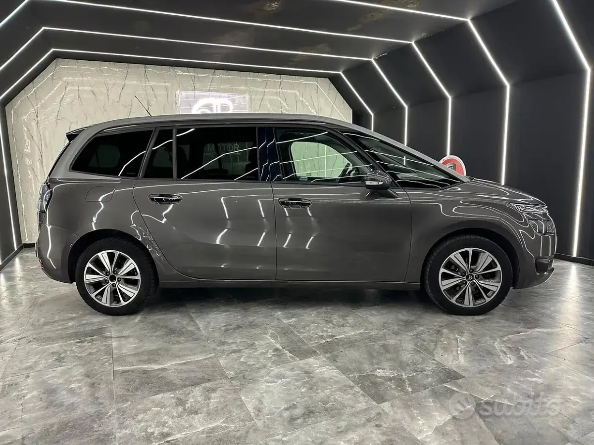 Usata Citroën Grand C4 Picasso Business Class 120 CV (88 kW) 2015 Grigio Monovolume