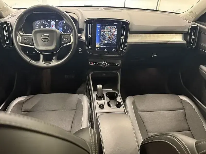 Usata Volvo XC40 Business Edition 163 CV (119 kW) 2019 Bianco SUV